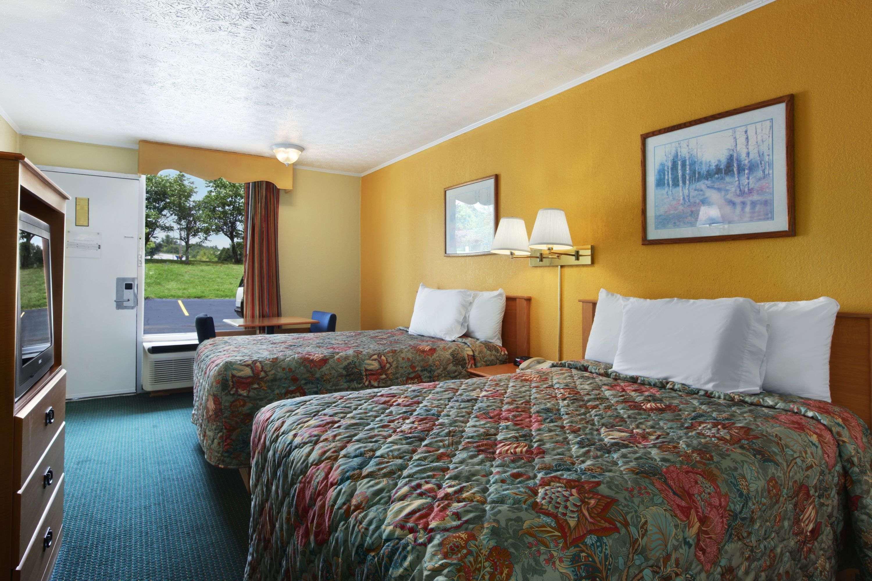 Days Inn By Wyndham Knoxville West Extérieur photo